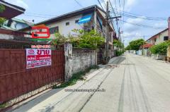ที่ดินพร้อมบ้าน ซอยลาดพร้าว 69 (ซอยทำเนียม) เนื้อที่ 63 ตารางวา ใกล้โรงเรียนนวมินทราชินูทิศ บดินทรเดชา แขวงวังทองหลาง เขตวังทองหลาง กรุงเทพมหานคร-202505140913431747188823291.jpg