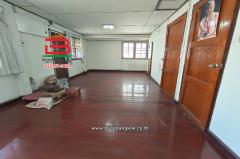 ที่ดินพร้อมบ้าน ซอยลาดพร้าว 69 (ซอยทำเนียม) เนื้อที่ 63 ตารางวา ใกล้โรงเรียนนวมินทราชินูทิศ บดินทรเดชา แขวงวังทองหลาง เขตวังทองหลาง กรุงเทพมหานคร-202505140913471747188827410.jpg