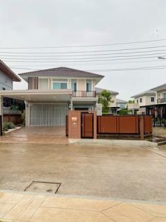 รหัสC6783 ด่วน ขายบ้านเดี่ยวพร้อมสระว่ายน้ำส่วนตัว โครงการภัสสร เพรสทีจ จตุโชติ-วัชรพล ถนนจตุโชติ