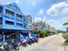 ทาวน์เฮ้าส์ 3 ชั้น หมู่บ้านลัลลี่วิลล์ ลำลูกกา-คลอง1 (ขนาด 21 ตร.ว.) ซอยบุญคุ้ม ปทุมธานี  : Lully Ville Lumlukka Khlong1-202505151005091747278309793.jpg