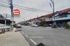 ทาวน์เฮาส์-หมู่บ้าน-อยู่เจริญ-1-(คลอง-