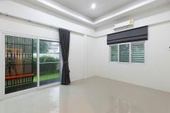 NTG567 ให้เช่าบ้านเดี่ยว 1ชั้น  ใกล้ห้างเซ็นทัลอีสท์วิลล์เพียง 1กม. บนถนนเลียบทางด่วนรามอินทรา ลาดพร้าว87-202505152025261747315526280.jpg