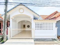 บ้านราคาไม่เกินล้าน ใกล้ห้างโลตัส สี่แยกนิคมพัฒนา ผ่อนเพียงเดือนละ 3000 กว่าบาท