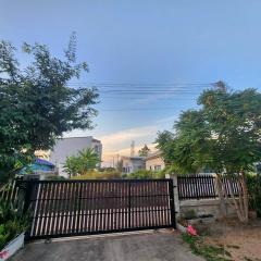 ให้เช่าบ้านเดี่ยวพร้อมอยู่หลังสนามกีฬากลางขอนแก่น เข้า-ออกหลายเส้นทางซอยเมตตา ใจกลางเมืองขอนแก่น-202505161459151747382355692.jpg