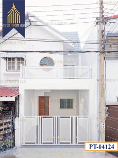 ทาวน์เฮาส์สวนทองวิลล่า5 พร้อมอยู่เดินทางสะดวกสบาย