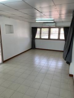 RM238 ให้เช่า บ้านเดี่ยว ลาดพร้าวซอย1 ทำเลดี เหมาะทำธุรกิจ และ อยู่อาศัย-202505181850041747569004930.jpg