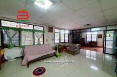 ที่ดินพร้อมบ้าน 2 ชั้น ซอยสุวินทวงศ์ 17 เนื้อที่ 1-1-57 ไร่ ถนนสุวินทวงศ์ แขวงลำผักชี เขตหนองจอก กรุงเทพมหานคร-202505190857081747619828979.jpg