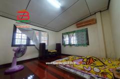 ที่ดินพร้อมบ้าน 2 ชั้น ซอยสุวินทวงศ์ 17 เนื้อที่ 1-1-57 ไร่ ถนนสุวินทวงศ์ แขวงลำผักชี เขตหนองจอก กรุงเทพมหานคร-202505190857121747619832488.jpg