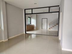 ขาย ทาวน์เฮ้าส์ 3 ชั้น หลังริม 35.1 ตร.ว. ซ.เทิดราชัน 27 ดอนเมือง-202505191044331747626273410.jpg
