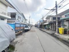 ทาวน์เฮ้าส์ หมู่บ้านลานทอง ติวานนท์-ปากเกร็ด นนทบุรี-202505191311181747635078356.jpg