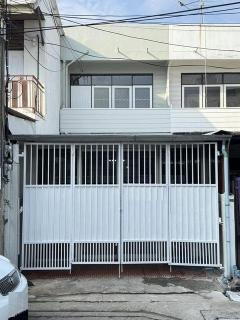 ให้เช่าทาวน์เฮ้าส์-2-ชั้น-4-ห้องนอน-ย่