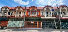 Townhome---2-ห้องนอน-2-BR-ขนาด-=-0-RAI-0-งาน-20-SQ.WA-1490000-บาท.
