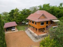 บ้านมรดก ริมน้ำ บรรยากาศดี ใต้ถุนโล่ง บ้านปูนทั้งหลัง อ.หันคา จ. ชัยนาท