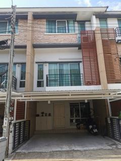 P445 ให้เช่า ทาวน์โฮม ทาวน์พลัส เกษตร – นวมินทร์ Town Plus Kaset – Nawamin ถนนคลองลำเจียก เดินทางสะดวก เหมาะอยู่อาศัย-202505211145061747802706437.jpg