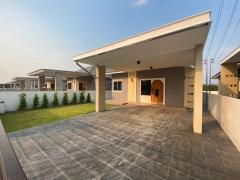 บ้านเดี่ยวสันผักหวาน ฟรีโอน พิกัดใกล้เมืออง เข้า-ออกสะดวก 