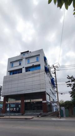 ให้เช่าอาคารพาณิชย์-6-ชั้นครึ่ง-200-ตร