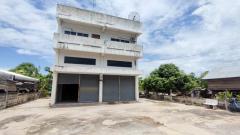 ขาย ที่ดิน 198 ตร.วา พร้อมอาคารพักอาศัย 2.5 ชั้น ต.นางลือ ชัยนาท