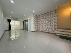 RM243 ให้เช่าหรือขาย ทาวน์โฮมวิลเลตซิตี้พัฒนาการ 38 บ้านสวยใกล้ทางด่วน-202505241411121748070672137.jpg