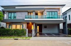 BH3591-ให้เช่าบ้านเดี่ยวหรู-2-ชั้นใหม่-โ
