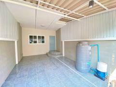 ขายทาวน์โฮม 3 ชั้น หมู่บ้านลัลลี่วิลล์ ลำลูกกา-คลอง 1 เนื้อที่ 21 ตารางวา  ซอยบุญคุ้ม(ซอยลำลูกกา 1) ถนนลำลูกกา ตำบลคูคต อำเภอลำลูกกา จังหวัดปทุมธานี-202505271156111748321771630.jpg