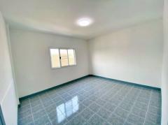 ขายทาวน์โฮม 3 ชั้น หมู่บ้านลัลลี่วิลล์ ลำลูกกา-คลอง 1 เนื้อที่ 21 ตารางวา  ซอยบุญคุ้ม(ซอยลำลูกกา 1) ถนนลำลูกกา ตำบลคูคต อำเภอลำลูกกา จังหวัดปทุมธานี-202505271156281748321788329.jpg