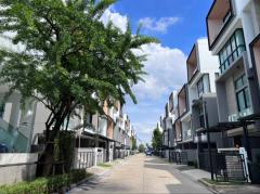 RM256 ให้เช่าทาวน์โฮมหรู เนอวานา ดีฟายน์ ศรีนครินทร์ - พระราม 9 ถนนกรุงเทพกรีฑาตัดใหม่ พร้อมอยู่-202505271429111748330951394.jpg