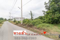 ขายที่ดิน ติดถนนลาดยาง ใกล้วัดไชยสงคราม ต.บ้านแห อ.เมือง จ.อ่างทอง