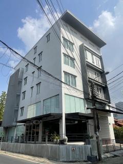 ให้เช่าอาคารสำนักงาน-4.5-ชั้น-900-ตรม.-(มี