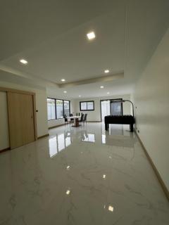 ให้เช่า โฮมออฟฟิศ 4 ชั้น โครงการ The Harmony รามอินทรา 62-202505311101301748664090924.jpg