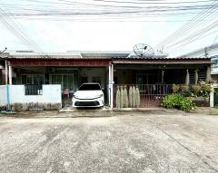 ขายทาวน์เฮ้าส์ชั้นเดียว พร้อมผู้เช่า โครงการ sc village 1 วังตาผิน ปลวกแดง