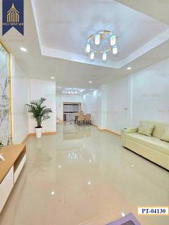 ทาวน์เฮ้าส์หมู่บ้านรุ่งเรือง 6 พร้อมอยู่ราคาย่อมเยาว์-202506021633231748856803471.jpg