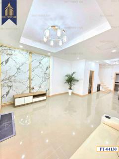 ทาวน์เฮ้าส์หมู่บ้านรุ่งเรือง 6 พร้อมอยู่ราคาย่อมเยาว์-202506021633241748856804080.jpg