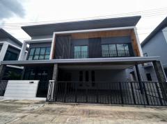 ให้เช่าบ้านเดี่ยว โครงการชีวารมย์ รังสิต ใกล้ฟิวเจอร์พาร์ค รังสิต