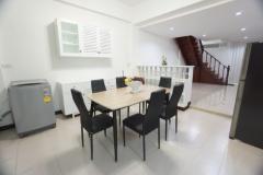 NTG1004 RENT : ให้เช่าทาวน์เฮ้าส์ 3 ชั้นในหมู่บ้านอยู่เจริญ รัชดาซอย 3 ซอยสถานทูตจีน พร้อมเฟอร์นิเจอร์ ห้วยขวาง-202506042350061749055806304.jpg