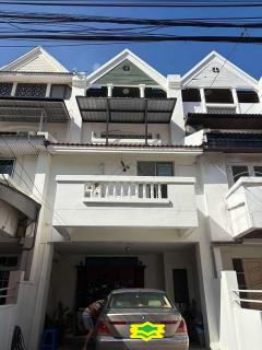 ให้เช่าโฮมออฟฟิศ 4 ชั้น 2 ตึก 35 ตรว. อยู่ในพื้นที่เดียวกัน ใกล้ตลาดบองมาเช่