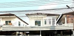 บ้าน ให้เช่าบ้านเดี่ยว 2 ชั้น (รีโนเวทแล้ว) แถว ถ.เจ้าคุณทหาร ลาดกระบัง 60 ตร.ว. 3 น 3 น้ำ ราคา 35,000 บาท/เดือน 0 RAI 0 ngan 60 ตรว.  35000 BAHT. ใกล้กับ จอห์นสัน แอนด์ จอห์นสัน คลังสินค้า พร้อมเข้าอยู่ กรุงเทพ