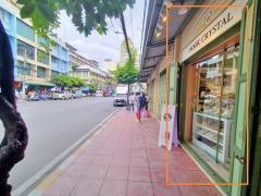 เช่าอาคารพาณิชย์ 2 ชั้นครึ่ง ติดถนนเยาวราช หน้าป้ายรถเมล์ ราคาถูก-202506051229101749101350496.jpg