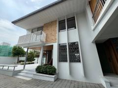 ให้เช่าบ้านเดี่ยวรีโนเวทใหม่ ซอยปรีดีพนมยงค์ 25 เพียง 750 เมตรจากถนนสุขุมวิท 71-202506051758371749121117624.jpg
