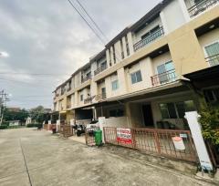 vายบ้าน เออเบิร์นธารา รีโนเวทแล้ว - ทิศใต้ หน้าบ้านไม่ชนใคร 3.59 ลบ.-202506051909021749125342363.jpg