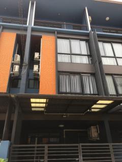 ให้เช่าทาวน์โฮม 3.5 ชั้น พร้อมเฟอร์นิเจอร์ โครงการ Haus35 แจ้งวัฒนะ
