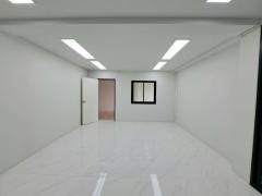 ขายโรงงานและให้เช่าโรงงานพร้อมออฟฟิศ 3ชั้น พื้นที่สีม่วงแท้ ขอใบรง.4ได้ มือหนึ่ง พื้นที่ 810 ตรม. ตำบลแคราย สมุทรสาคร ถนนเศรษฐกิจ ใกล้ถ.พุทธสาครและบางบอน5-202506061541471749199307513.jpg