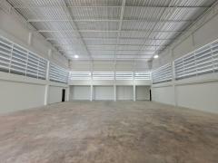 ขายโรงงานและให้เช่าโรงงานพร้อมออฟฟิศ 3ชั้น พื้นที่สีม่วงแท้ ขอใบรง.4ได้ มือหนึ่ง พื้นที่ 810 ตรม. ตำบลแคราย สมุทรสาคร ถนนเศรษฐกิจ ใกล้ถ.พุทธสาครและบางบอน5-202506061542501749199370068.jpg