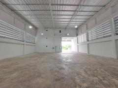 ขายโรงงานและให้เช่าโรงงานพร้อมออฟฟิศ 3ชั้น พื้นที่สีม่วงแท้ ขอใบรง.4ได้ มือหนึ่ง พื้นที่ 810 ตรม. ตำบลแคราย สมุทรสาคร ถนนเศรษฐกิจ ใกล้ถ.พุทธสาครและบางบอน5-202506061542531749199373646.jpg