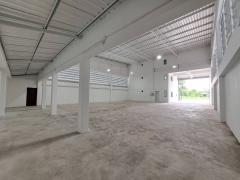 ขายโรงงานและให้เช่าโรงงานพร้อมออฟฟิศ 3ชั้น พื้นที่สีม่วงแท้ ขอใบรง.4ได้ มือหนึ่ง พื้นที่ 810 ตรม. ตำบลแคราย สมุทรสาคร ถนนเศรษฐกิจ ใกล้ถ.พุทธสาครและบางบอน5-202506061543101749199390373.jpg