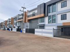 ขายโรงงานและให้เช่าโรงงานพร้อมออฟฟิศ 3ชั้น พื้นที่สีม่วงแท้ ขอใบรง.4ได้ มือหนึ่ง พื้นที่ 810 ตรม. ตำบลแคราย สมุทรสาคร ถนนเศรษฐกิจ ใกล้ถ.พุทธสาครและบางบอน5-202506061543441749199424138.jpg