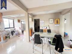 บ้านเดี่ยว 2 ชั้น ซอยเพชรบุรี พร้อมที่ดิน 57 ตารางวา-202506061817411749208661246.jpg