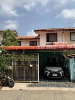 บ้านทาวเฮ้าส์ 2 ชั้น บ้านเคหะห้วยบง ต.ห้วยบง อ.เฉลิมพระเกียรติ จ.สระบุรี