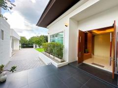 ขายหรือให้เช่าบ้านเดี่ยวในสนามกอล์ฟ วินด์มิลล์พาร์ค บางนาตราด กม10.5 บางพลี สมุทรปราการ.-202506082032101749389530873.jpg