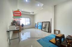 ขาย/เช่า บ้านแฝด ซอยลาดพร้าว 96 เนื้อที่ 21 ตร.ว ใกล้อิมพีเรียลลาดพร้าว แขวงวังทองหลาง เขตบางกะปิ กรุงเทพมหานคร-202506091837461749469066186.jpg