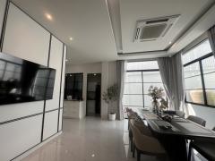 P773-ขายบ้านเดี่ยว-3-ชั้น-โครงการ-เดอะ-ม